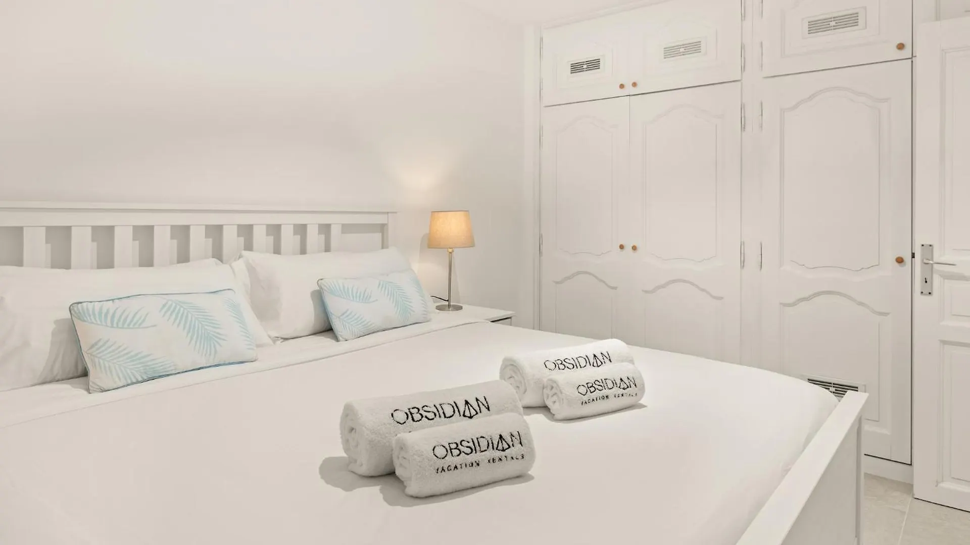 Obsidian Neptuno Seafront And Pool Apartment Puerto de Santiago  0*, Puerto de Santiago (Tenerife)
