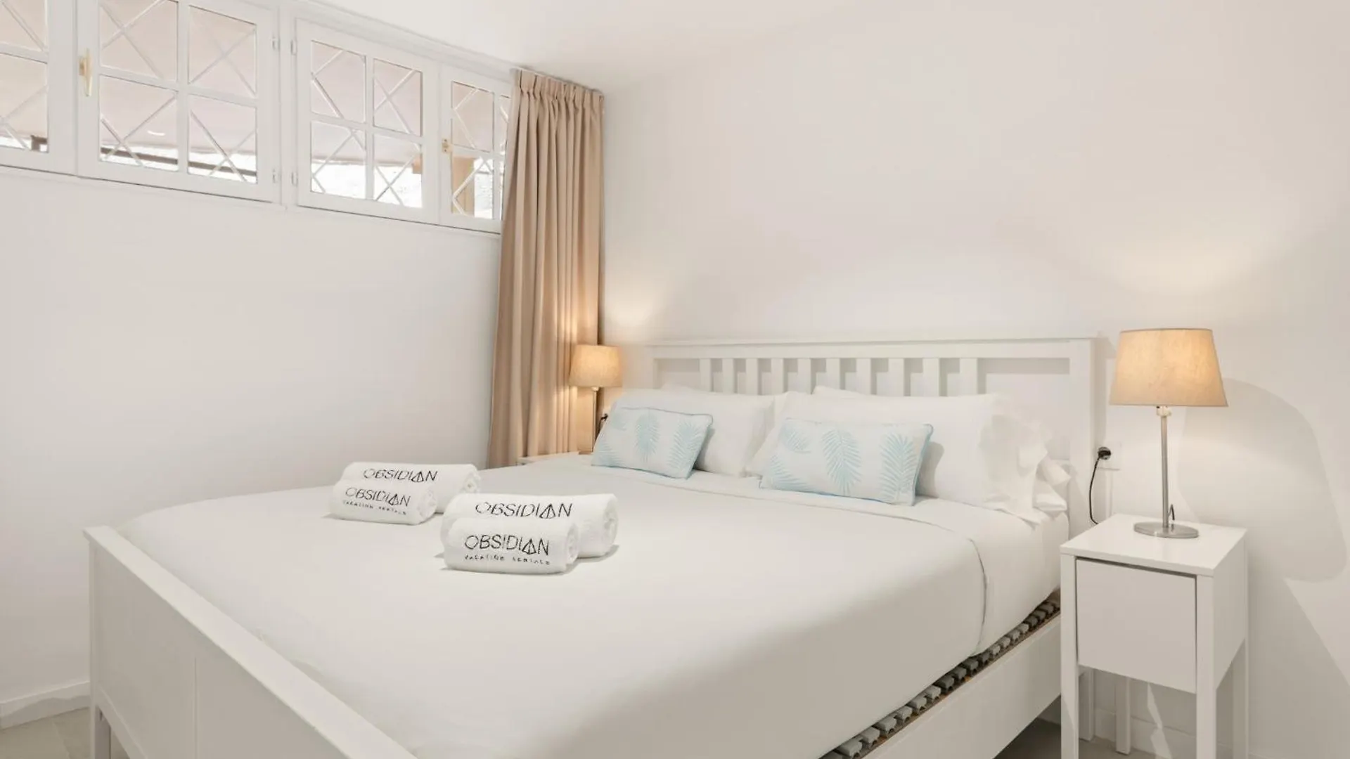 Obsidian Neptuno Seafront And Pool Apartment Puerto de Santiago