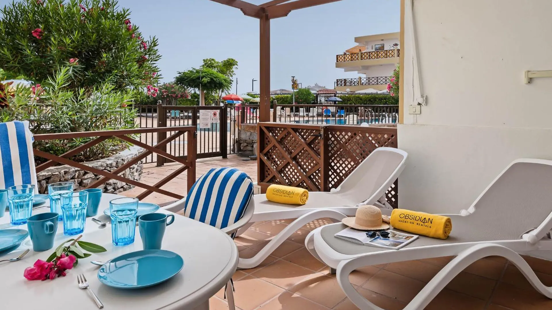 Obsidian Neptuno Seafront And Pool Apartment Puerto de Santiago