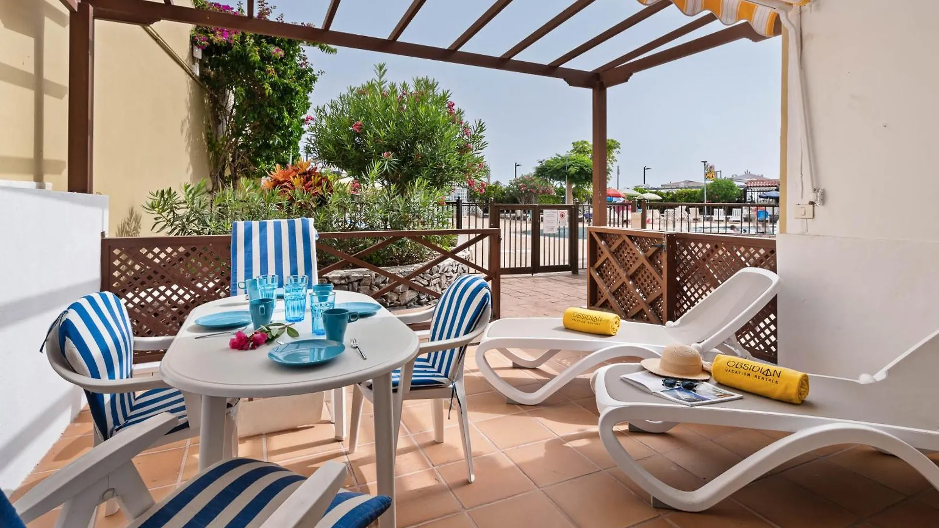 Obsidian Neptuno Seafront And Pool Apartment Puerto de Santiago